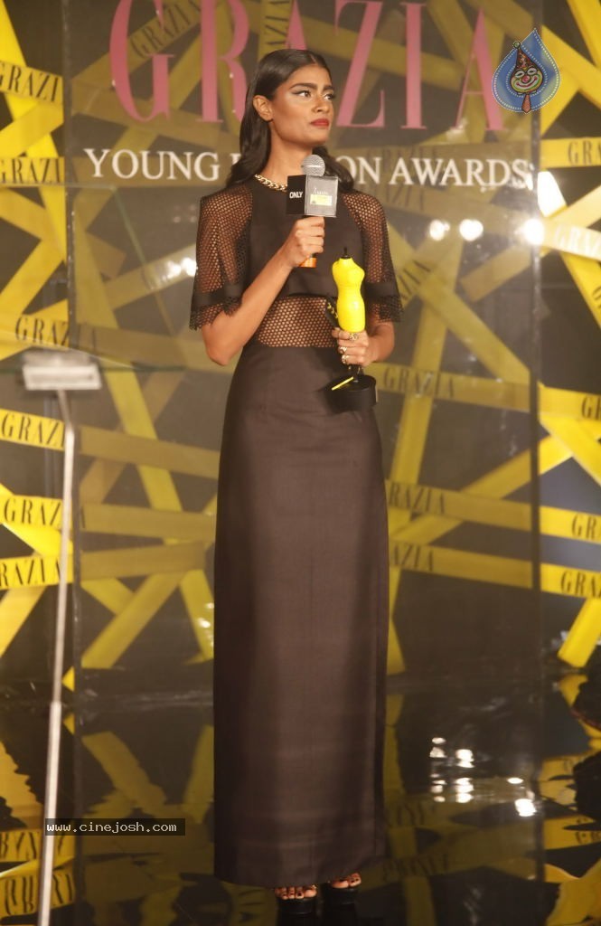 Celebs at Grazia Young Fashion Awards 2014 - 182 / 182 photos