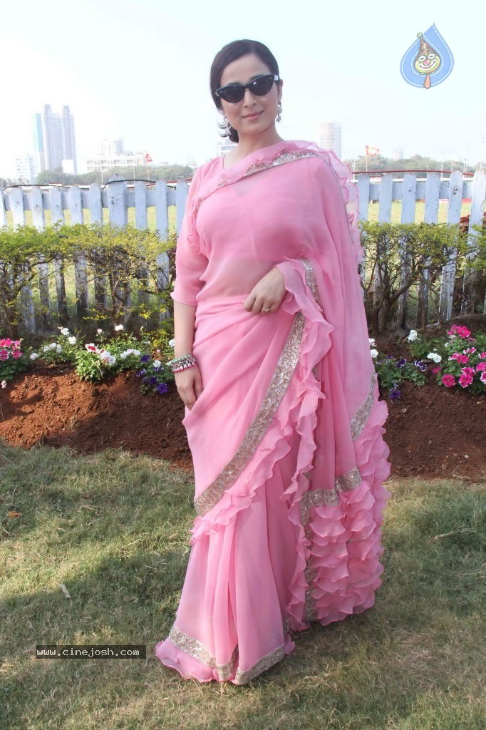 Celebs at Hello Magazine Racing Event - 48 / 122 photos