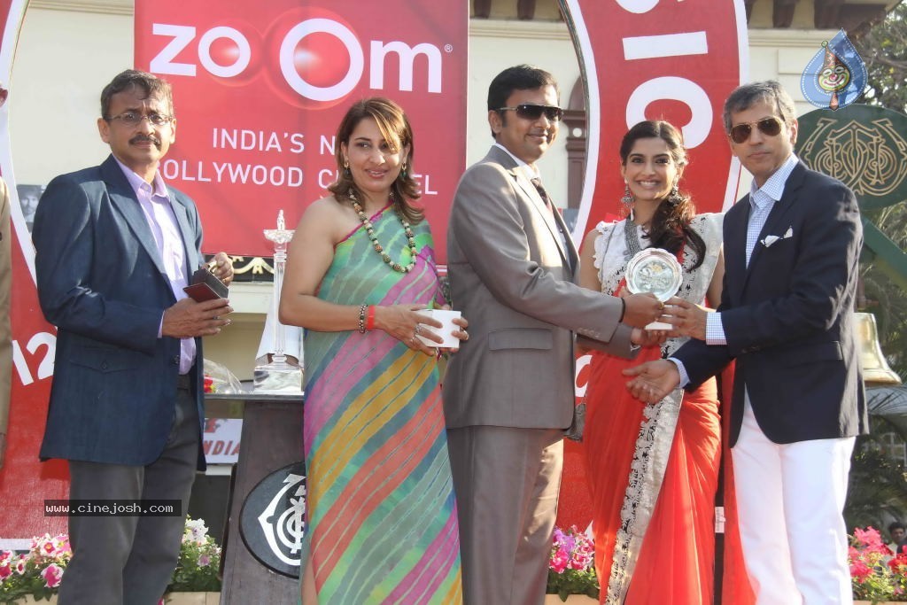 Celebs at Hello Magazine Racing Event - 95 / 122 photos