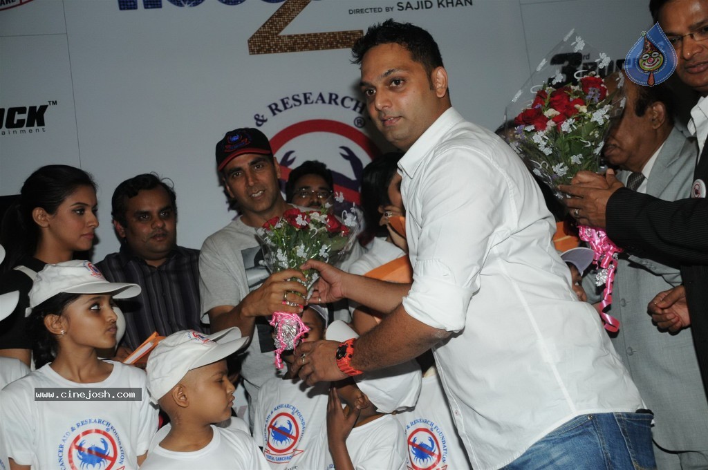 Housefull 2 Movie Special Show - 9 / 44 photos