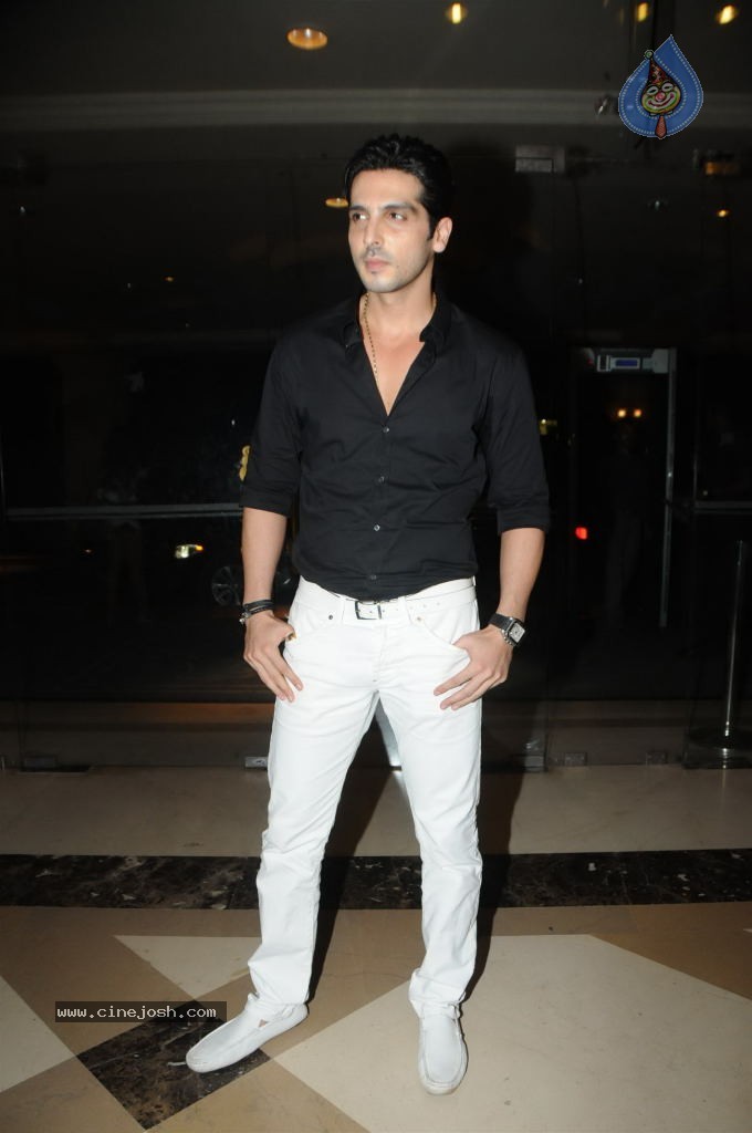 Celebs at HVK Jewels Fashion Show - 39 / 56 photos