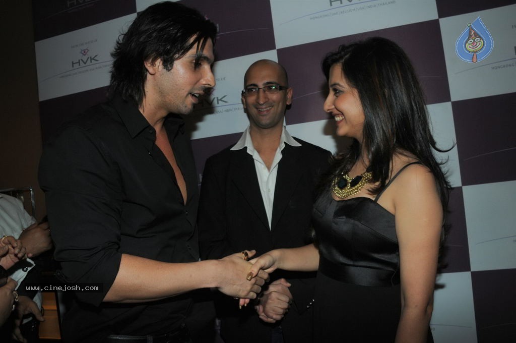 Celebs at HVK Jewels Fashion Show - 15 / 35 photos