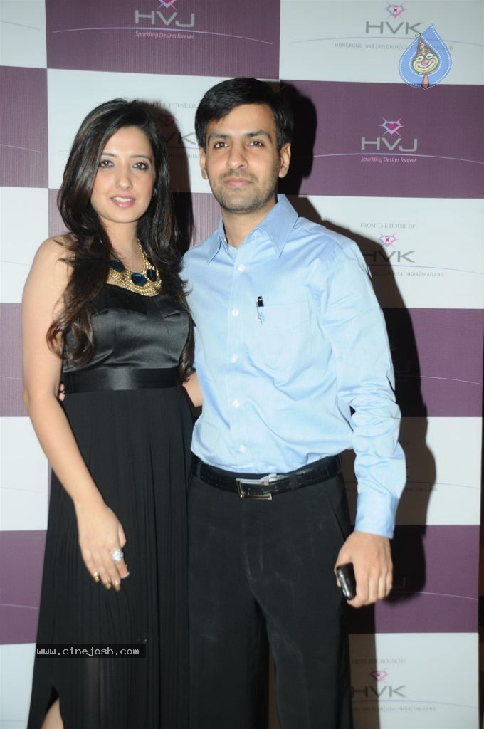Celebs at HVK Jewels Fashion Show - 32 / 35 photos