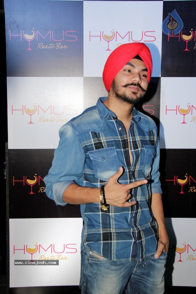 Celebs at Hymus Resto Bar Launch - 28 / 72 photos