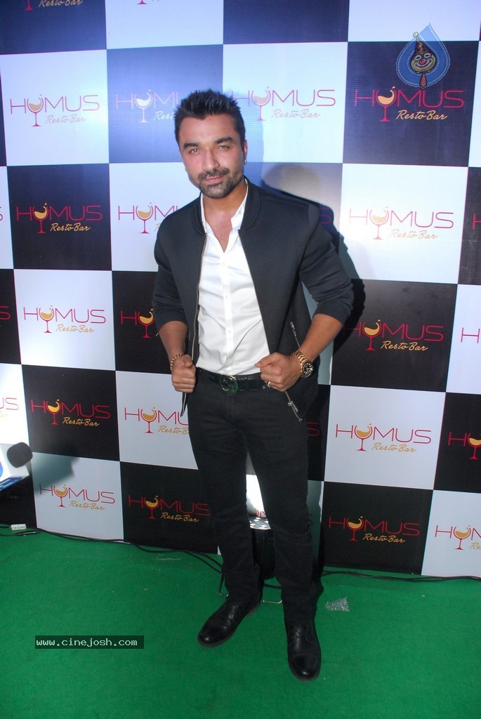 Celebs at Hymus Resto Bar Launch - 29 / 72 photos