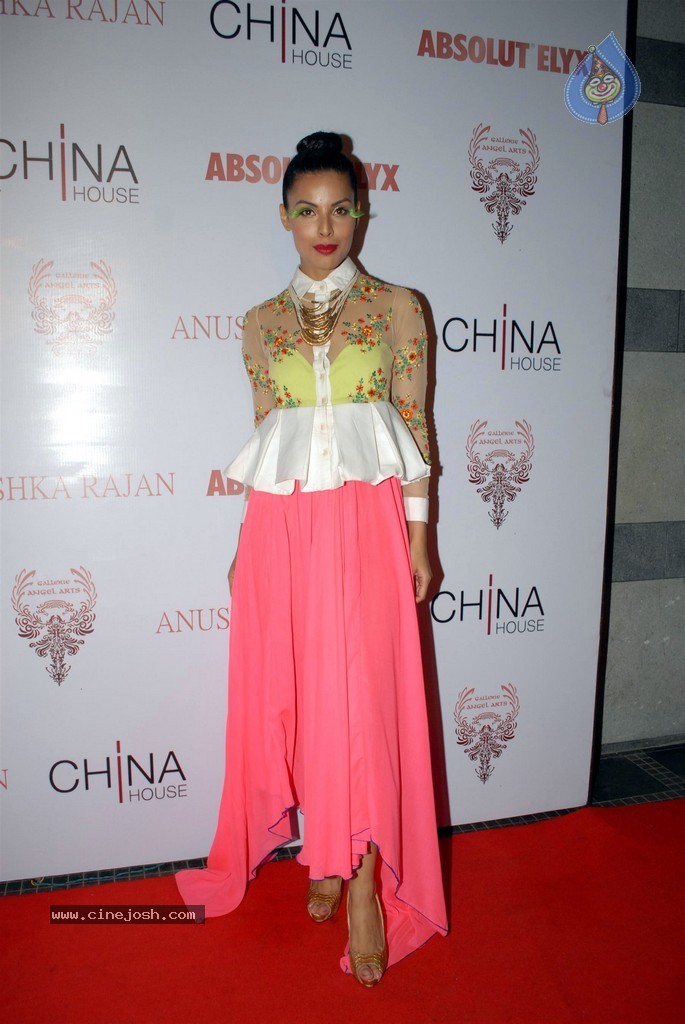 Celebs at In an Artists Mind V Fashion Show - 32 / 84 photos