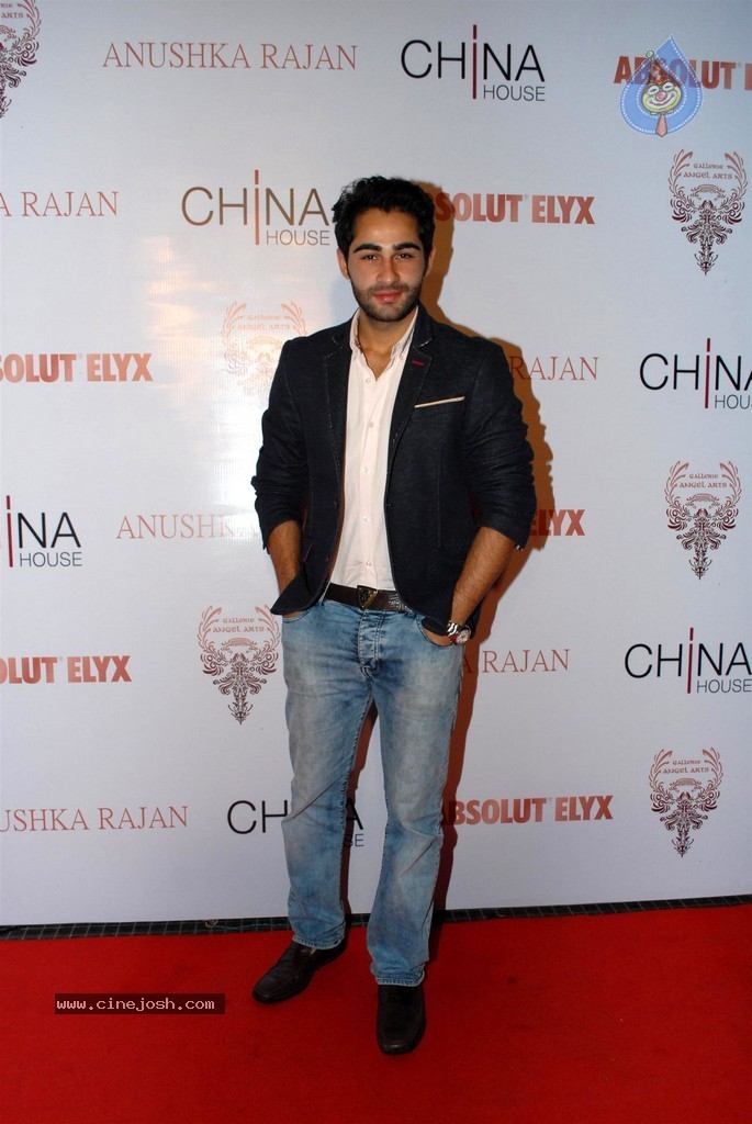 Celebs at In an Artists Mind V Fashion Show - 34 / 84 photos