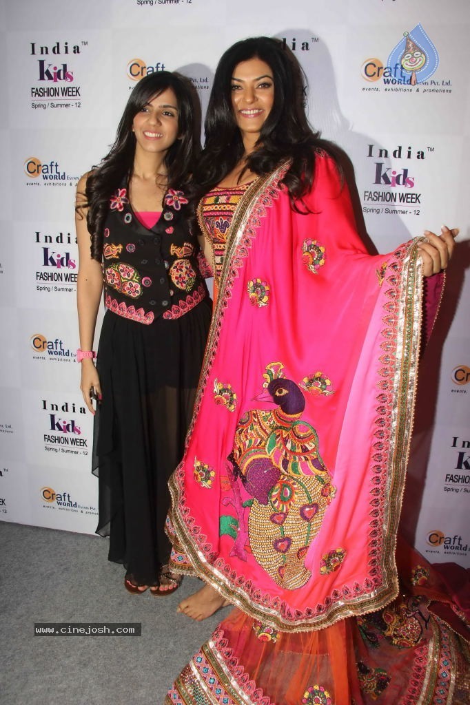 Celebs at India Kids Fashion Week - 2 / 111 photos