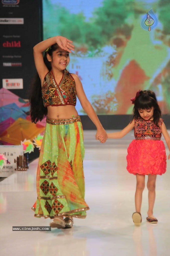Celebs at India Kids Fashion Week - 28 / 111 photos