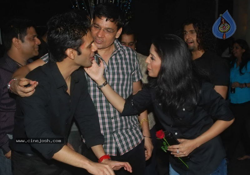 Celebs at Indian Idol Fame Rahul Vaidya Birthday Party - 5 / 40 photos
