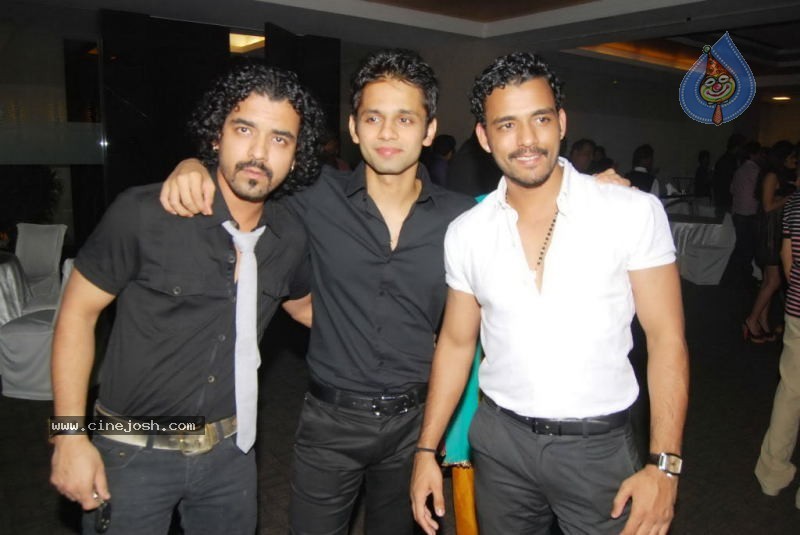 Celebs at Indian Idol Fame Rahul Vaidya Birthday Party - 15 / 40 photos