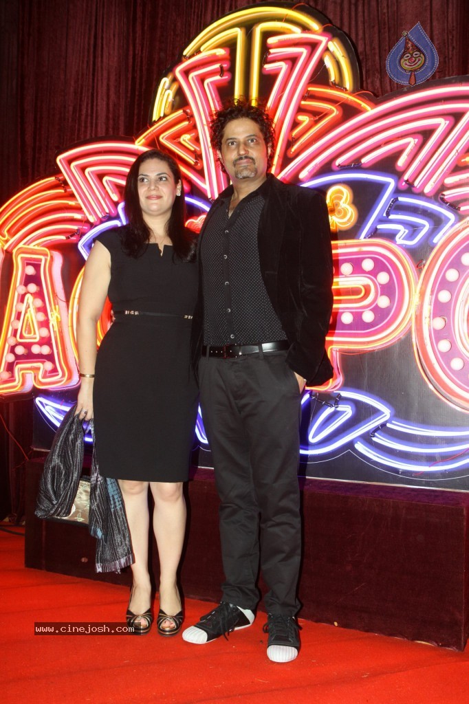 Celebs at Jackpot Movie Premiere - 32 / 34 photos
