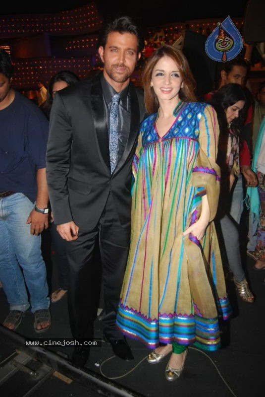 Celebs at Just Dance Grand Finale - 26 / 26 photos