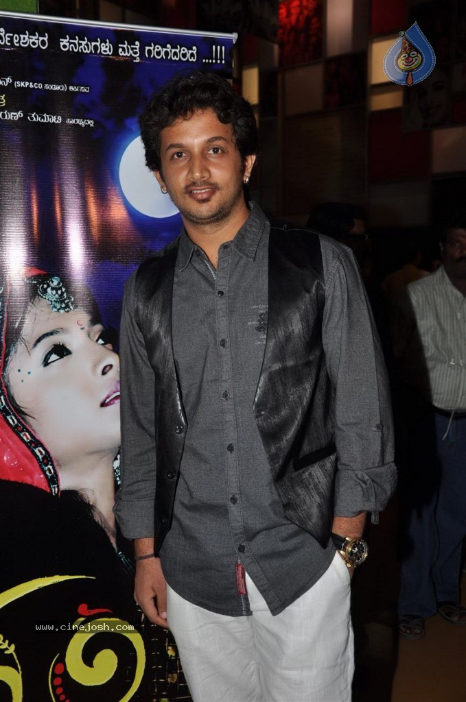 Celebs at Kannada Film PARIE Premiere - 10 / 35 photos