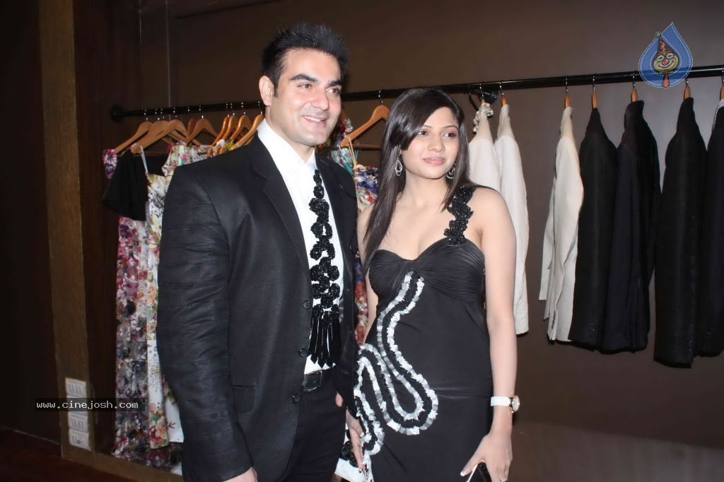 Celebs at Khushiz Store Launch - 29 / 66 photos
