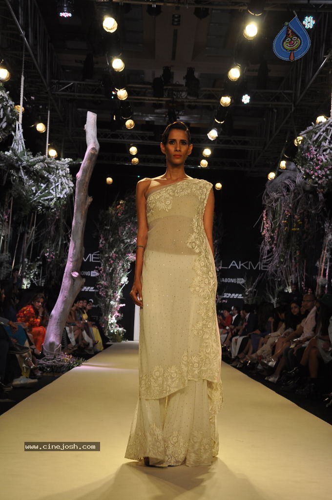 Celebs at LFW Summer Resort 2014 - 6 / 56 photos