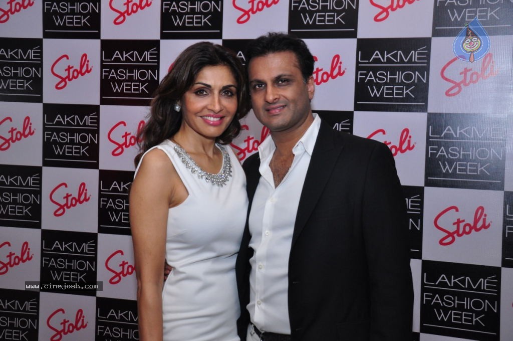 Celebs at LFW Summer Resort 2014 - 28 / 56 photos