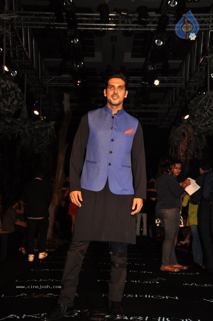 Celebs at LFW Summer Resort 2014 - 46 / 56 photos