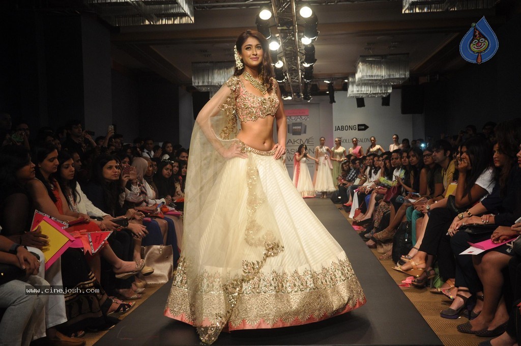 Celebs at LFW Summer Resort 2014 - 44 / 107 photos