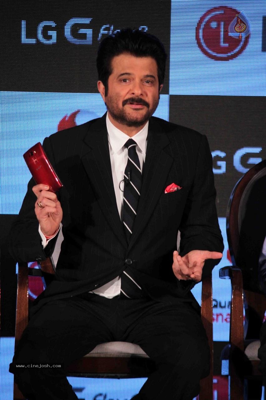 Celebs at LG G Flex 2 Phone Launch - 28 / 41 photos