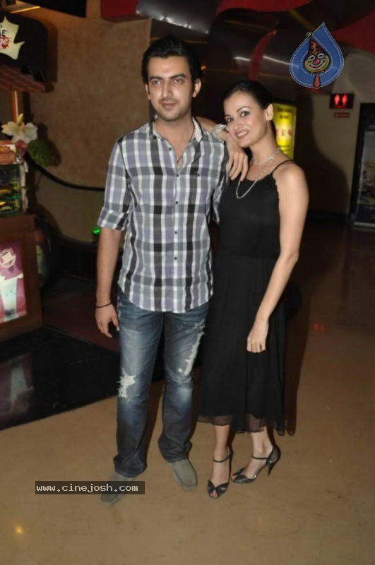 Celebs at Love BreakUps Zindagi Premiere - 36 / 115 photos