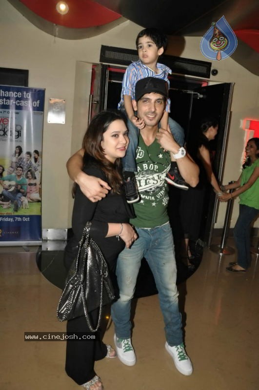 Celebs at Love BreakUps Zindagi Premiere - 53 / 115 photos