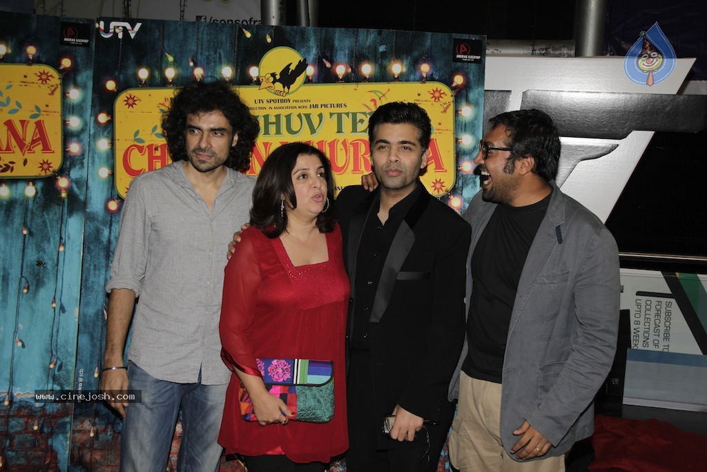 Celebs at Luv Shuv Tey Chicken Khurana Special Show - 44 / 76 photos