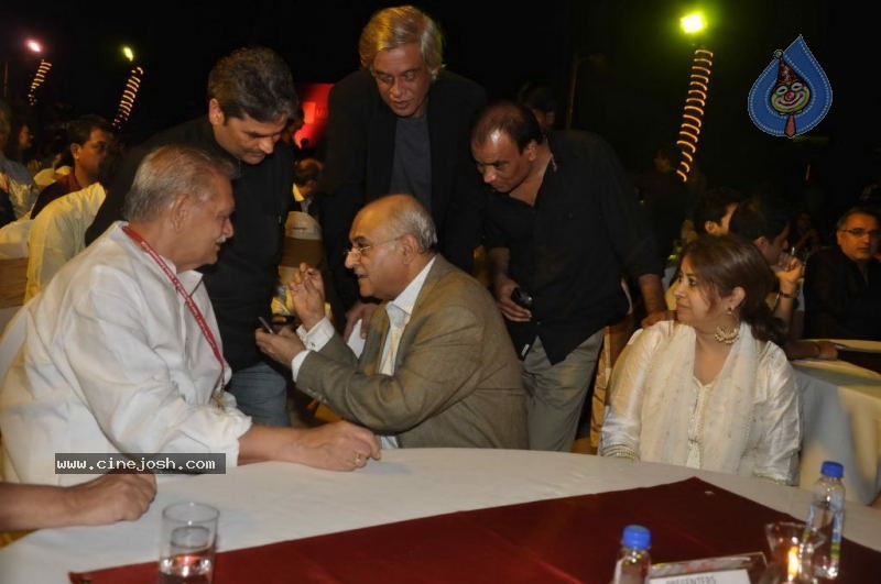 Celebs at Mami Last Day Party - 13 / 89 photos