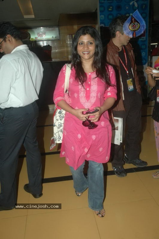 Celebs at Mami Last Day Party - 20 / 89 photos