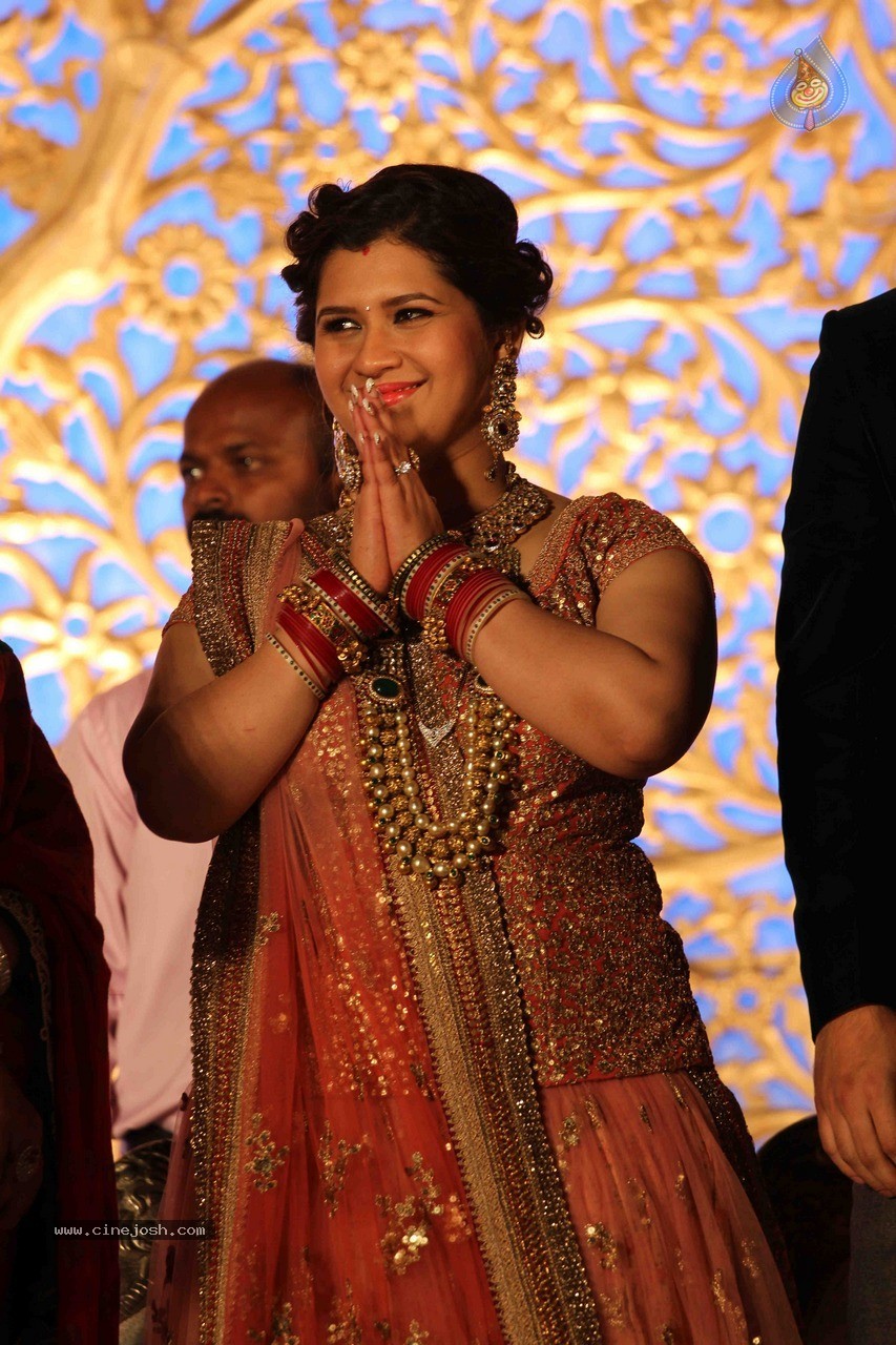 Celebs at Manali Jagtap Wedding Reception - 10 / 72 photos