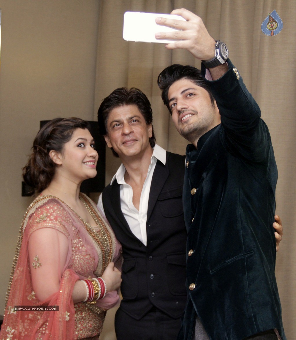 Celebs at Manali Jagtap Wedding Reception - 18 / 72 photos