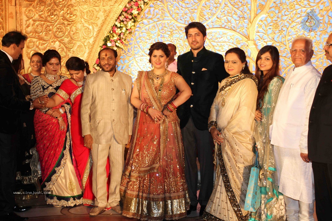 Celebs at Manali Jagtap Wedding Reception - 19 / 72 photos