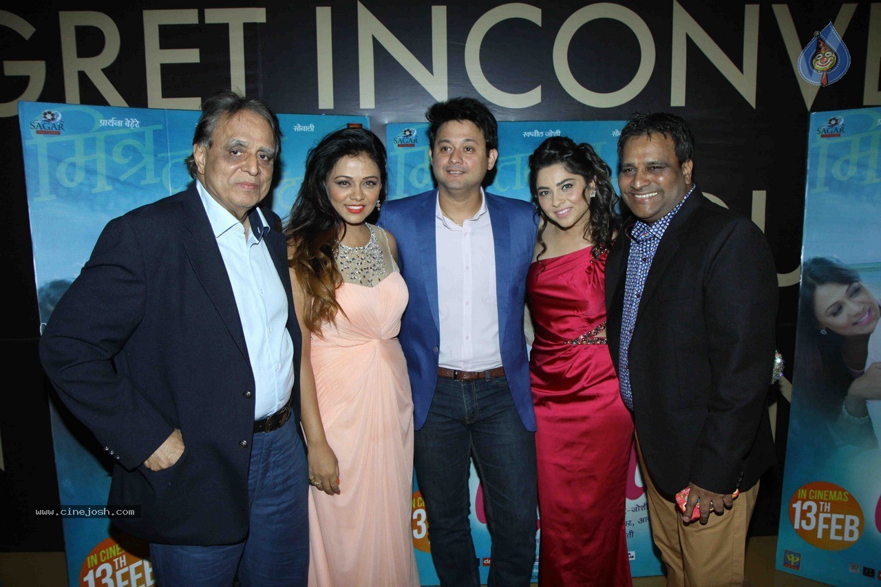 Celebs at Marathi Film Mitwaa Premiere - 33 / 77 photos