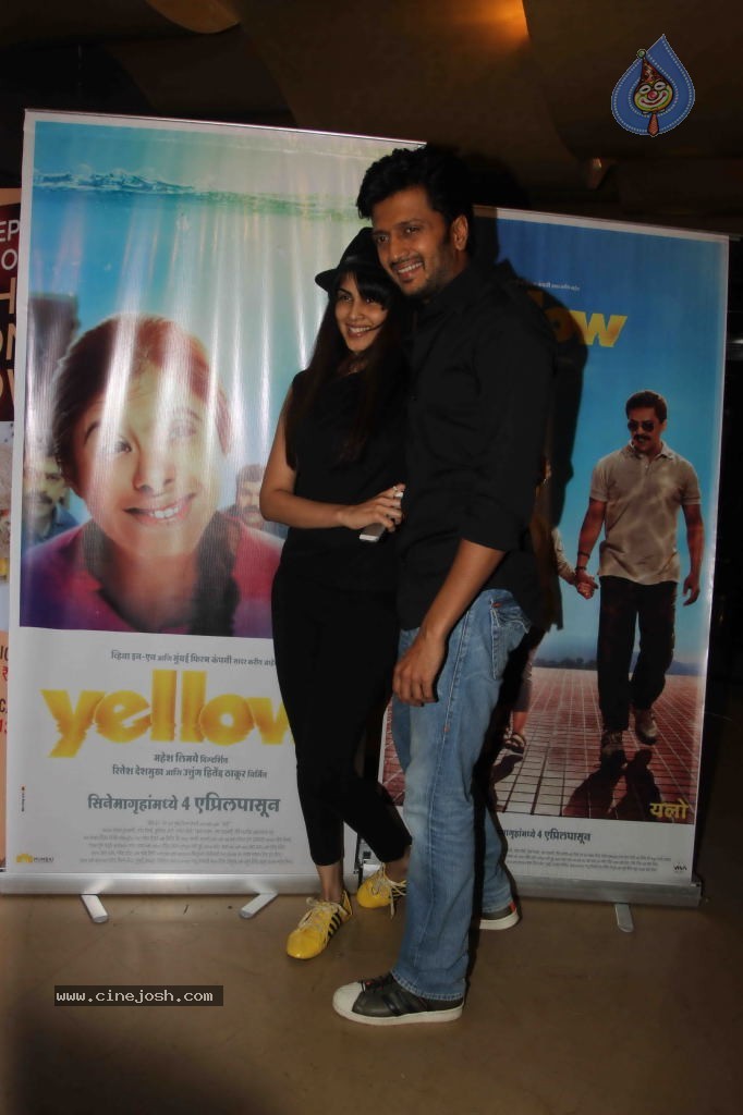 Celebs at Marathi Film Yellow Special Show - 27 / 46 photos