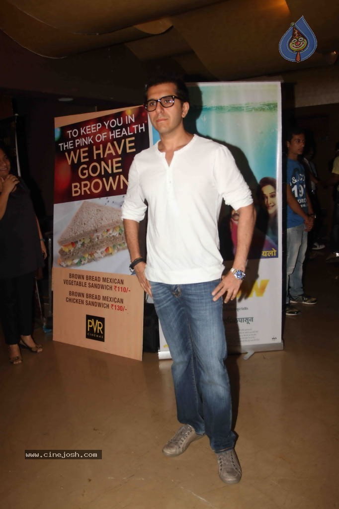 Celebs at Marathi Film Yellow Special Show - 35 / 46 photos