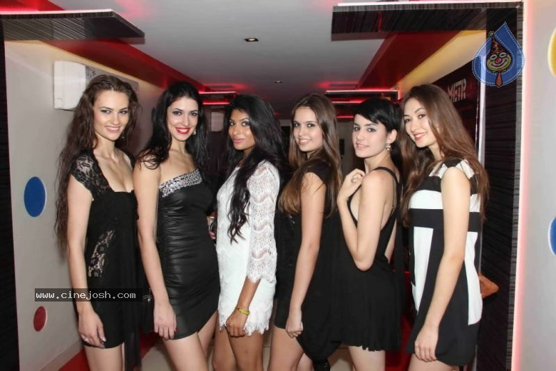 Celebs at Metro Cafe Lounge Restaurant Launch - 9 / 63 photos