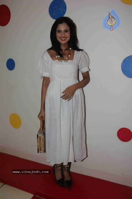Celebs at Metro Cafe Lounge Restaurant Launch - 13 / 63 photos