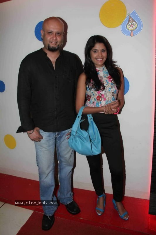 Celebs at Metro Cafe Lounge Restaurant Launch - 15 / 63 photos