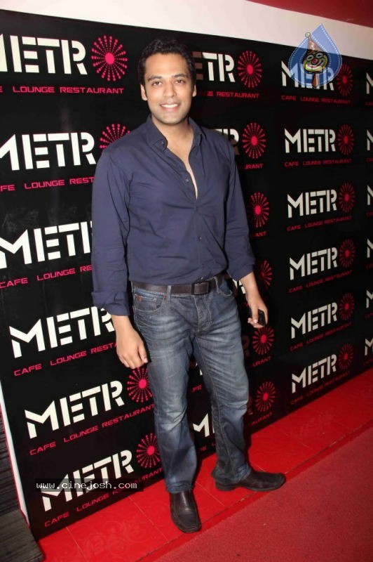 Celebs at Metro Cafe Lounge Restaurant Launch - 31 / 63 photos