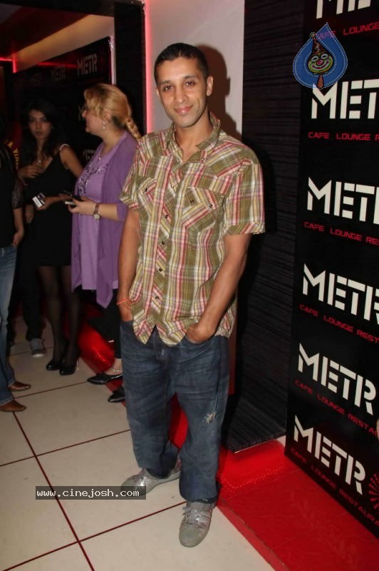 Celebs at Metro Cafe Lounge Restaurant Launch - 44 / 63 photos