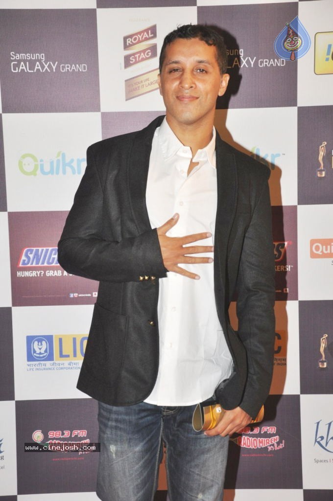Celebs at Mirchi Music Awards 2012 - 43 / 90 photos