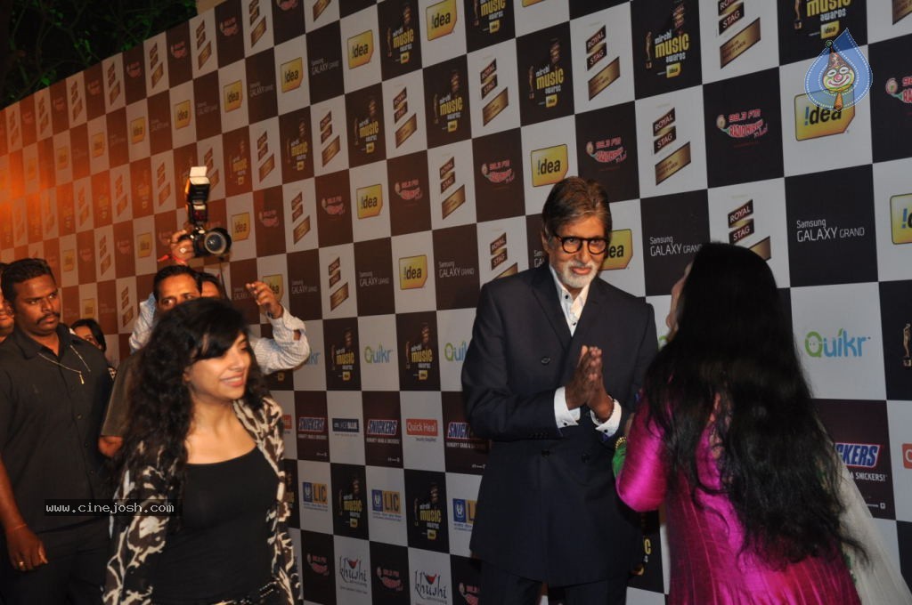 Celebs at Mirchi Music Awards 2012 - 61 / 90 photos