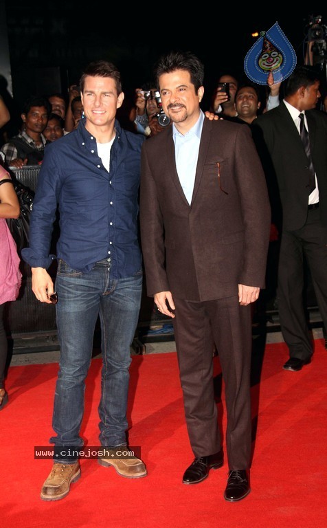 Celebs at Mission Impossible Ghost Protocol Movie Premiere - 22 / 33 photos