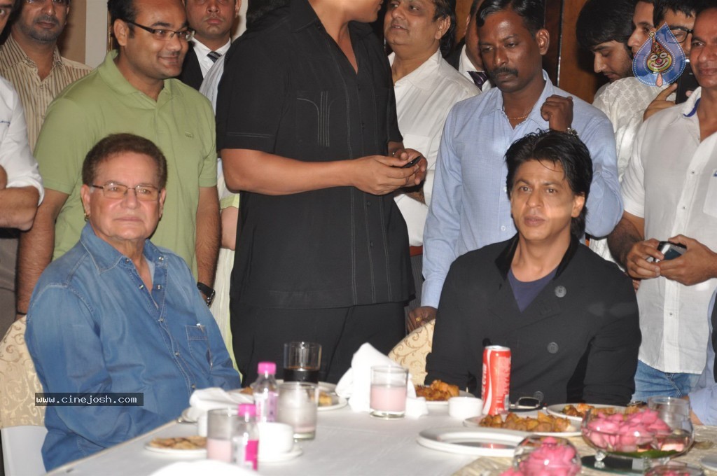 Celebs at MLA Baba Siddiqui Iftar Party - 80 / 86 photos