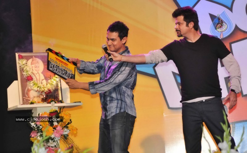 Celebs at Muhurat of Film Double Dhamaal - 39 / 102 photos