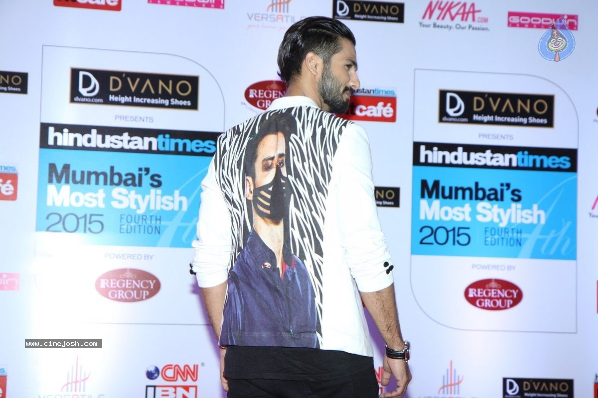 Celebs at Mumbai Most Stylish Awards  - 54 / 60 photos