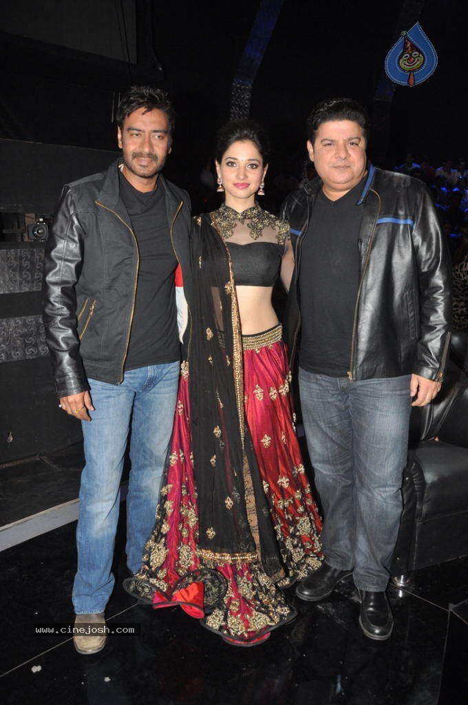 Celebs at Nach Baliye 5 Grand Finale - 5 / 47 photos