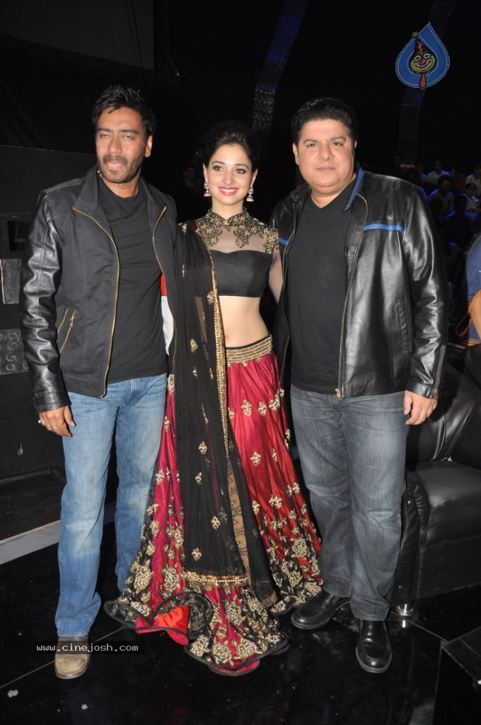 Celebs at Nach Baliye 5 Grand Finale - 19 / 47 photos