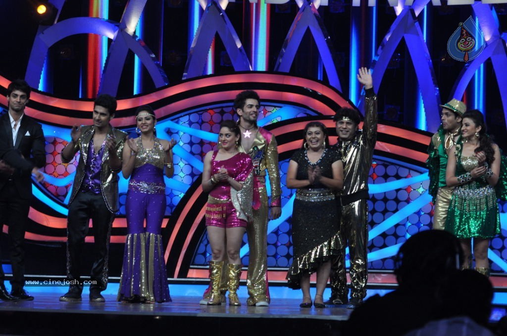 Celebs at Nach Baliye 5 Grand Finale - 28 / 47 photos