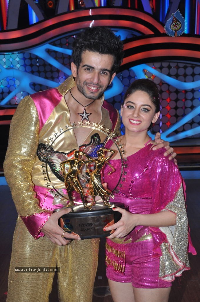 Celebs at Nach Baliye 5 Grand Finale - 30 / 47 photos